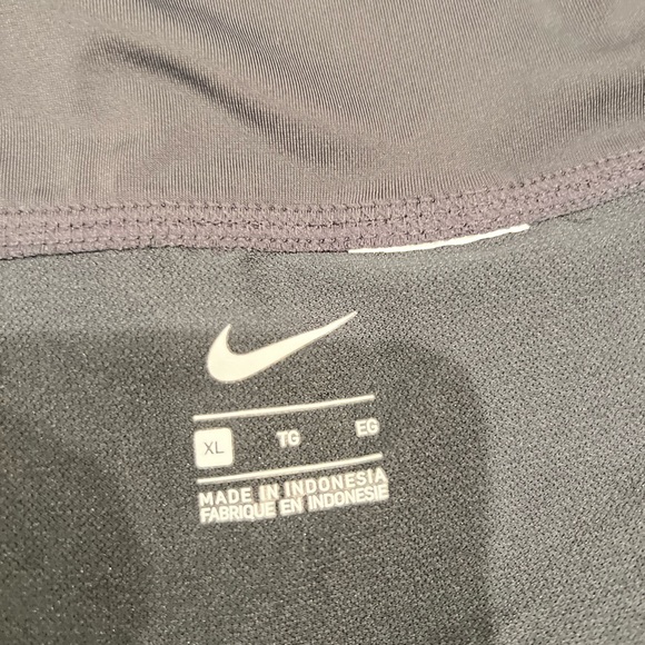 TWO pair like new Nike shorts with liner. The price is for BOTH pair. - Picture 4 of 8